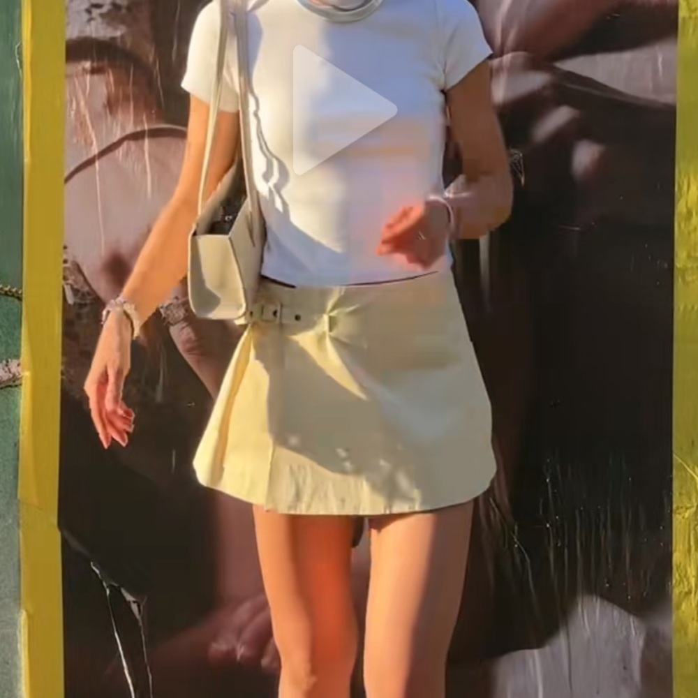 NWT De rococo wrap mini skirt vanilla